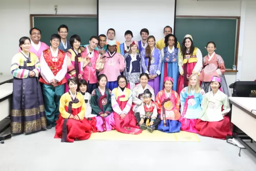 hoc-tieng-han-truc-tuyen