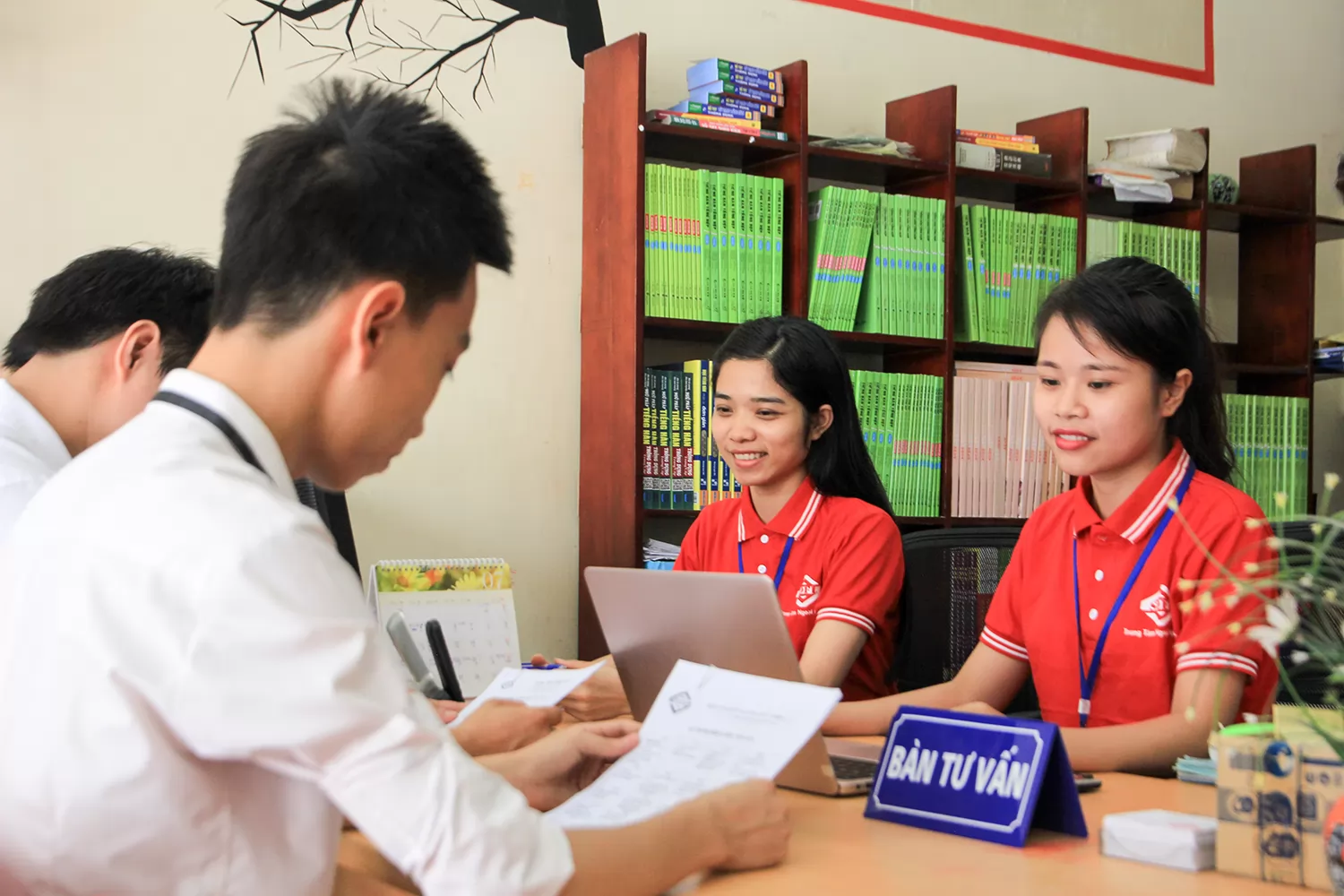Tư vấn du học Hàn Quốc tại Trung tâm tiếng Hàn SOFL